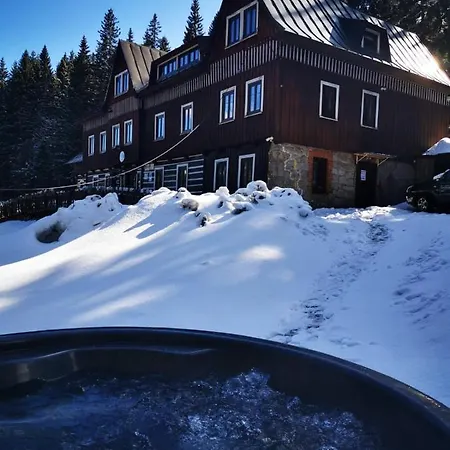 Pod Studnicnou Homestay Pec pod Snezkou