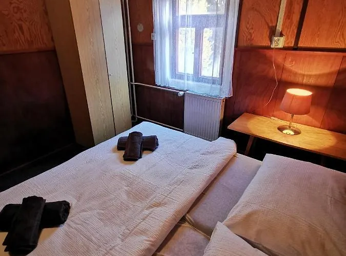 Pod Studnicnou Rum i privatbostad Pec pod Snezkou